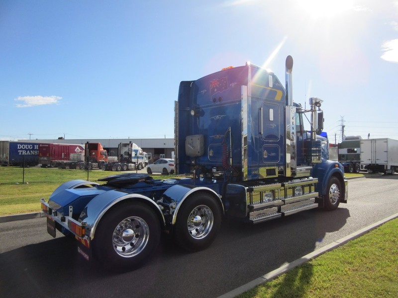 2008 KENWORTH T908 T908 Truck