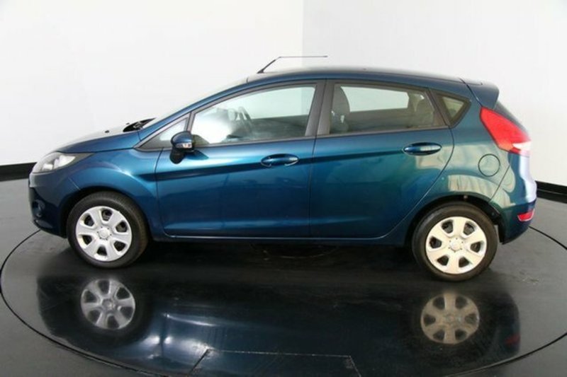 2010 FORD FIESTA LX WS