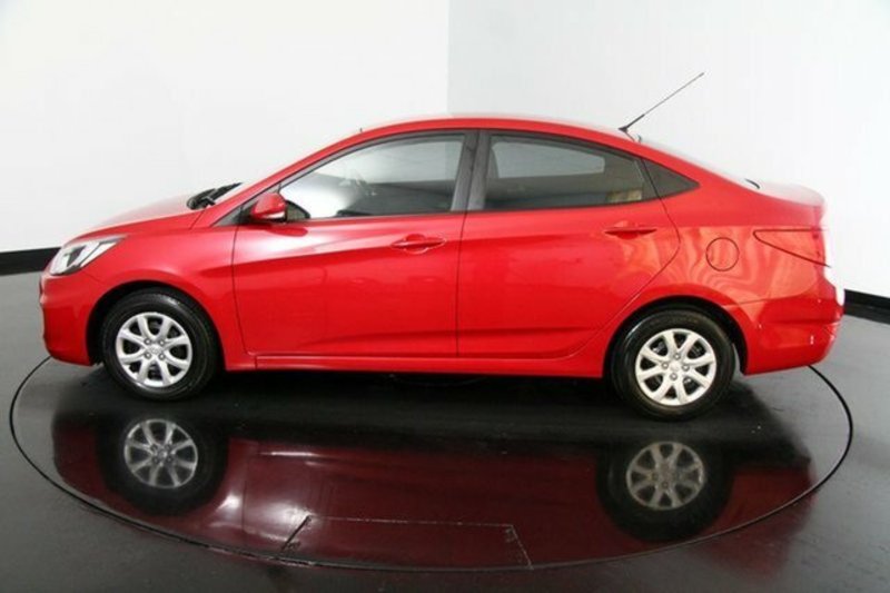 2014 HYUNDAI ACCENT ACTIVE RB2