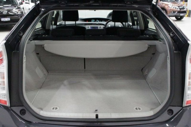 2012 TOYOTA PRIUS HYBRID ZVW30R MY12