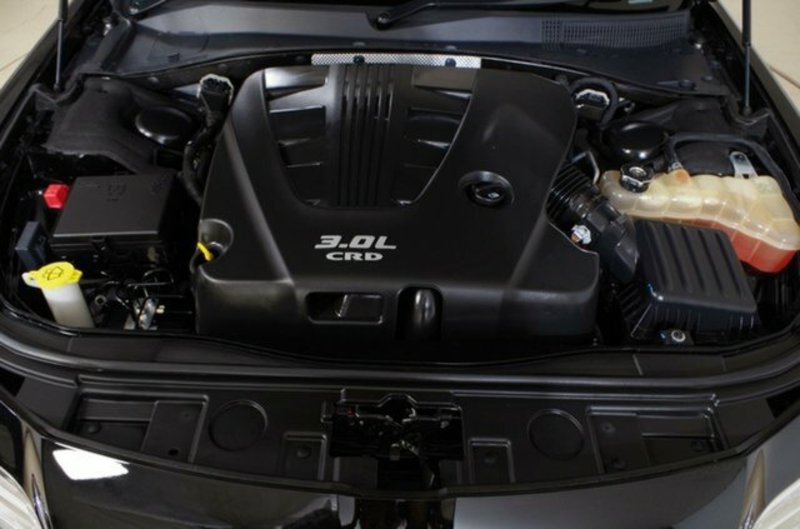 2012 CHRYSLER 300 LIMITED MY12