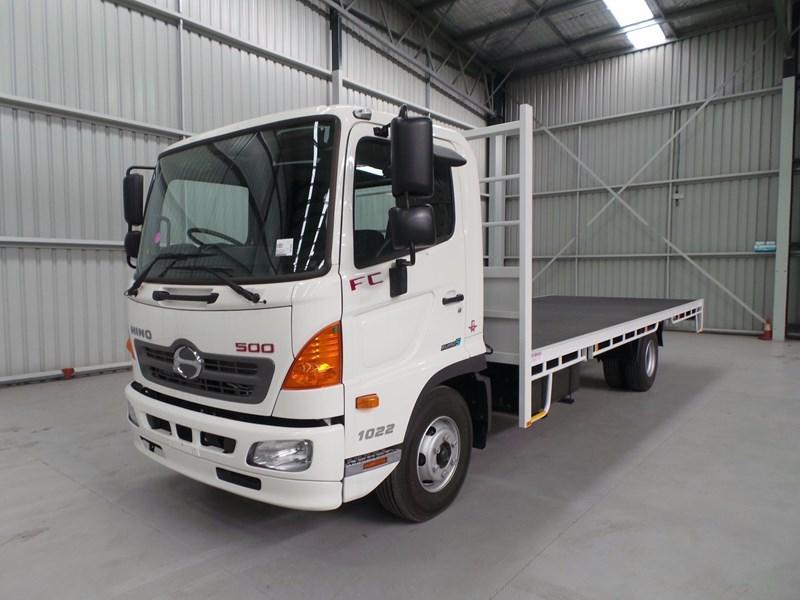 2017 HINO 500 SERIES - FC 1022