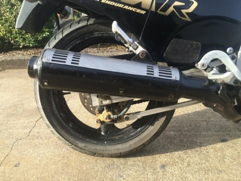 1988 SUZUKI GSXR1100