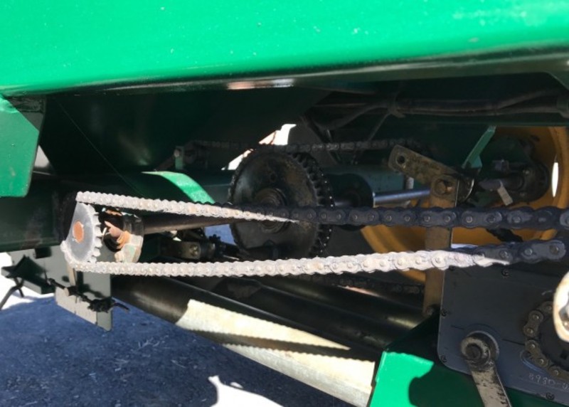 Simplicity 4000 TT2 air seeder cart