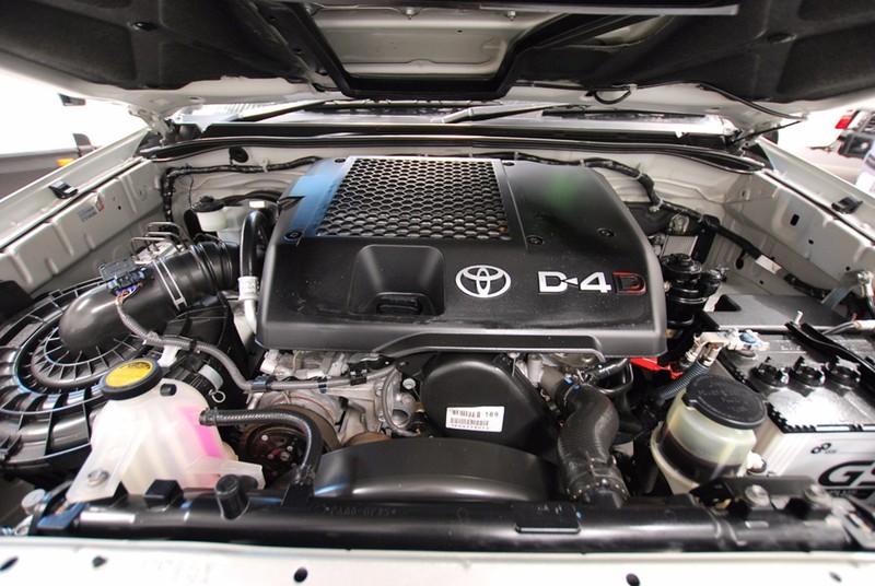 2012 TOYOTA HILUX WORKMATE KUN26R