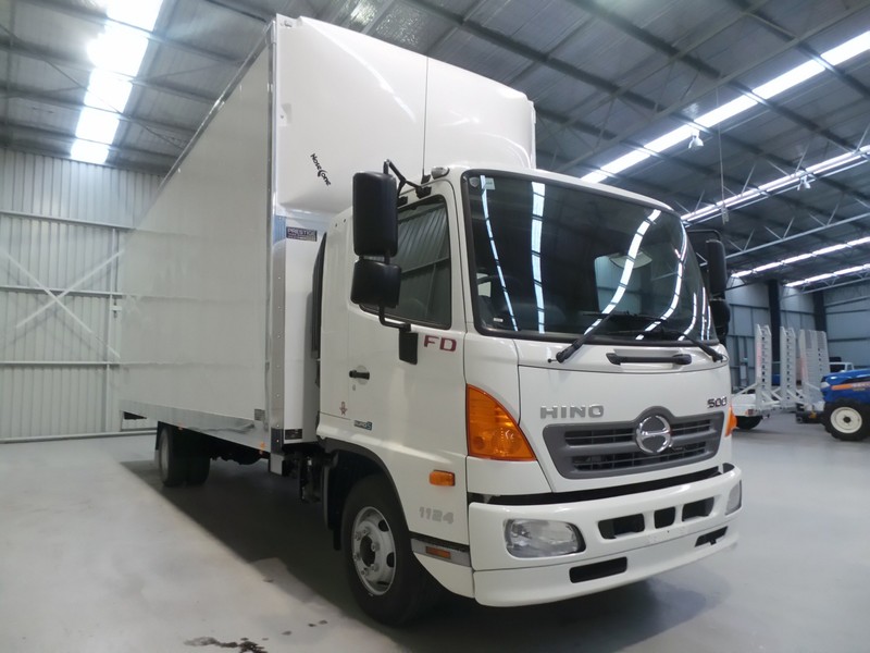 2016 HINO FD 1124-500 Series FD 1124-500 Series Truck