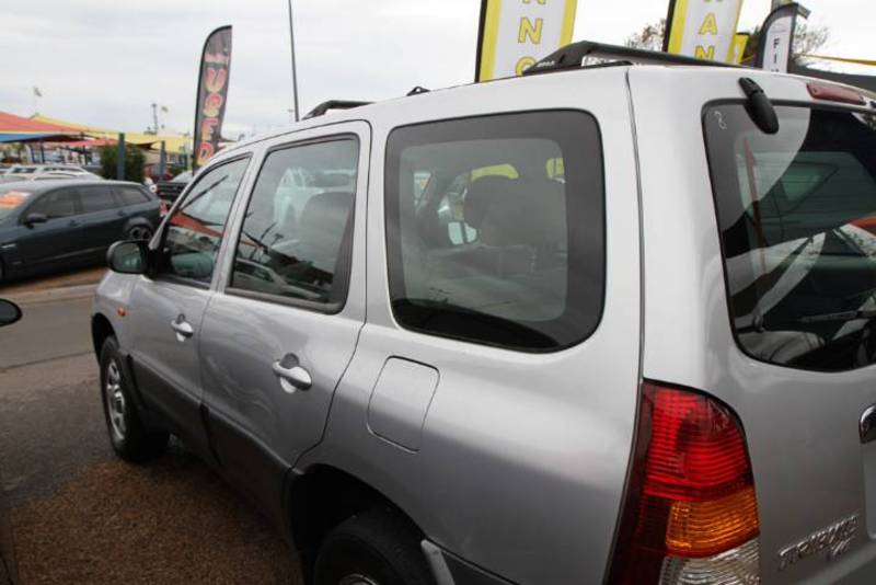 2001 MAZDA TRIBUTE LIMITED
