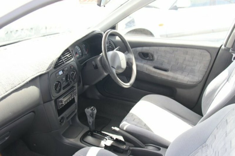 2001 MITSUBISHI LANCER GLi CE2