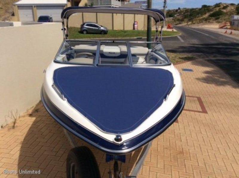 Glastron Gt 185 PLUM BOWRIDER WITH UNDER 80 HOURS OLD!!