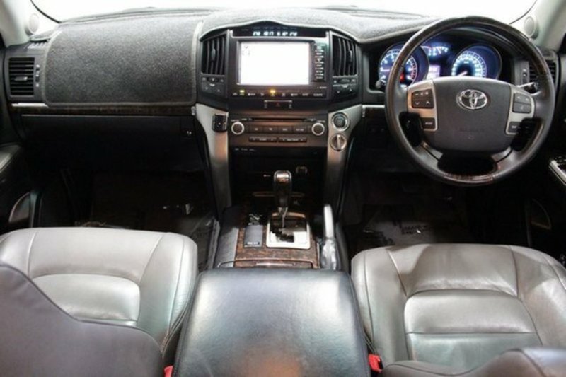 2011 TOYOTA LANDCRUISER SAHARA (4x4) UZJ200R 09 UPGRADE