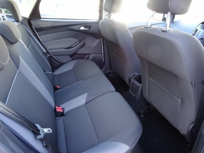 2011 FORD FOCUS TREND LW