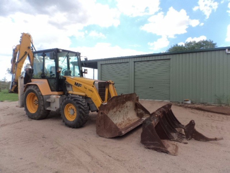 1985 MASSEY FERGUSON MF860 MF860 Loader