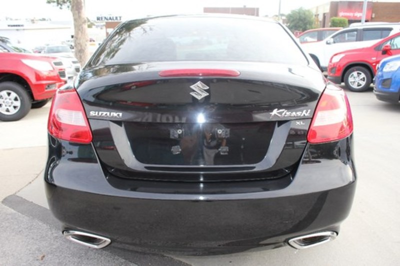 2010 SUZUKI KIZASHI XL FR