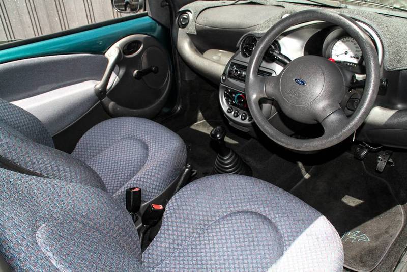 2001 FORD KA 2 COLLECTION