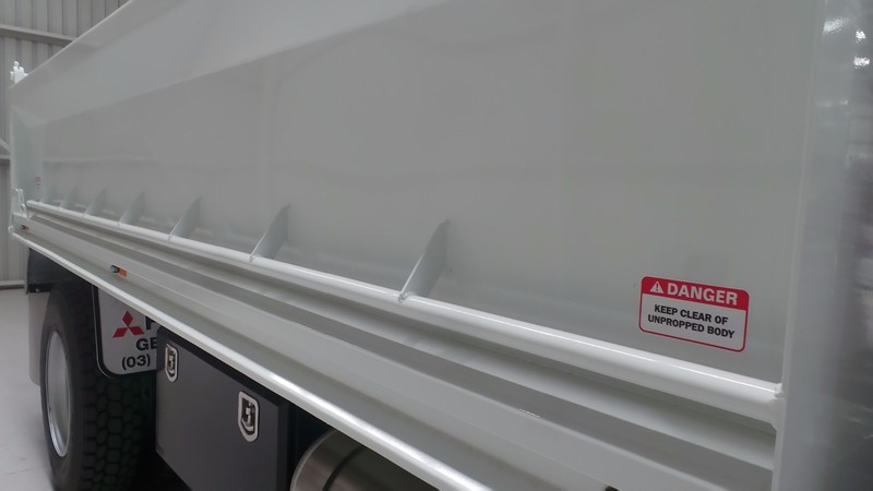 2017 FUSO Fighter 1627 Fighter 1627 Truck