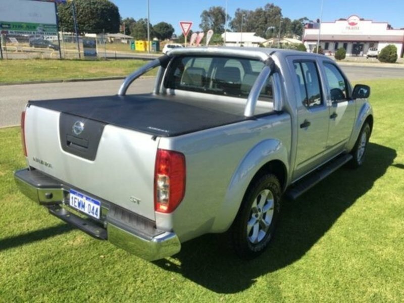2012 NISSAN NAVARA ST (4x4) D40