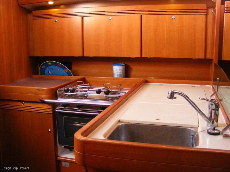 Dufour 40 Performance