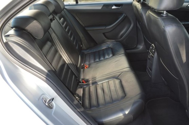 2011 VOLKSWAGEN JETTA 147TSI HIGHLINE 1B