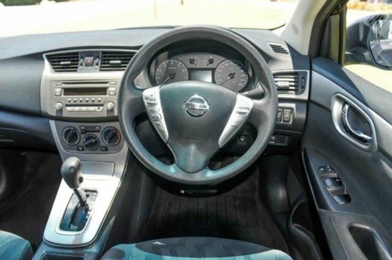 2013 NISSAN PULSAR ST B17