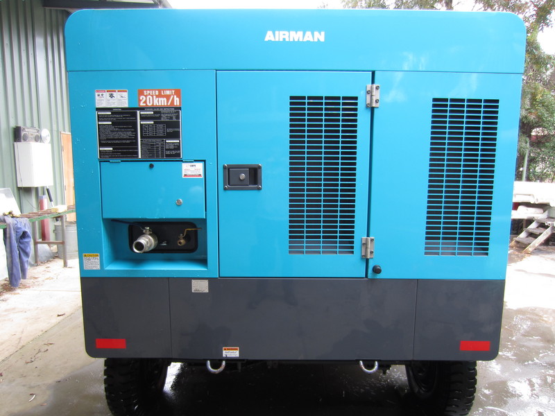 2011 AIRMAN COMPRESSOR PDSK900S