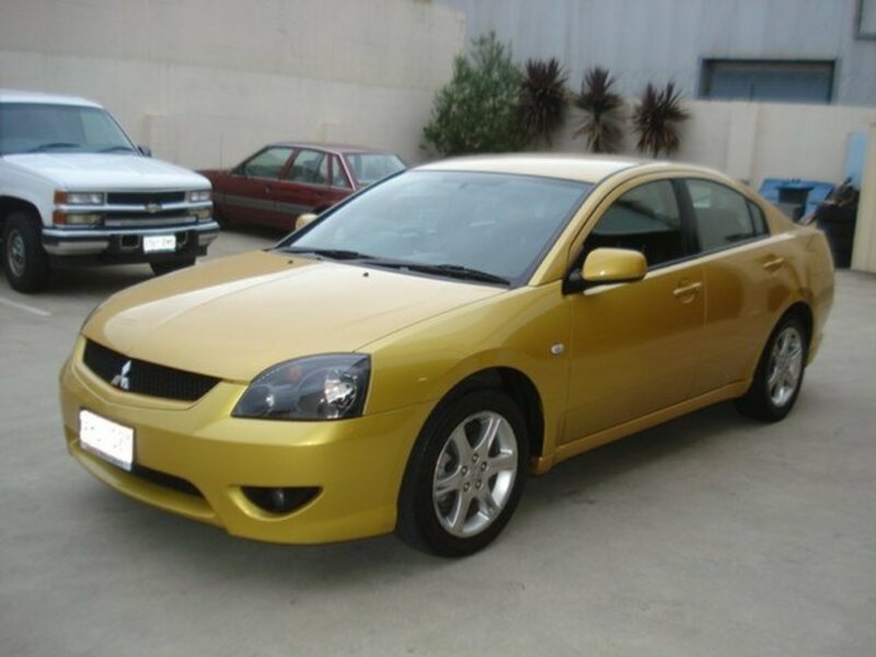 2005 MITSUBISHI 380 VRX