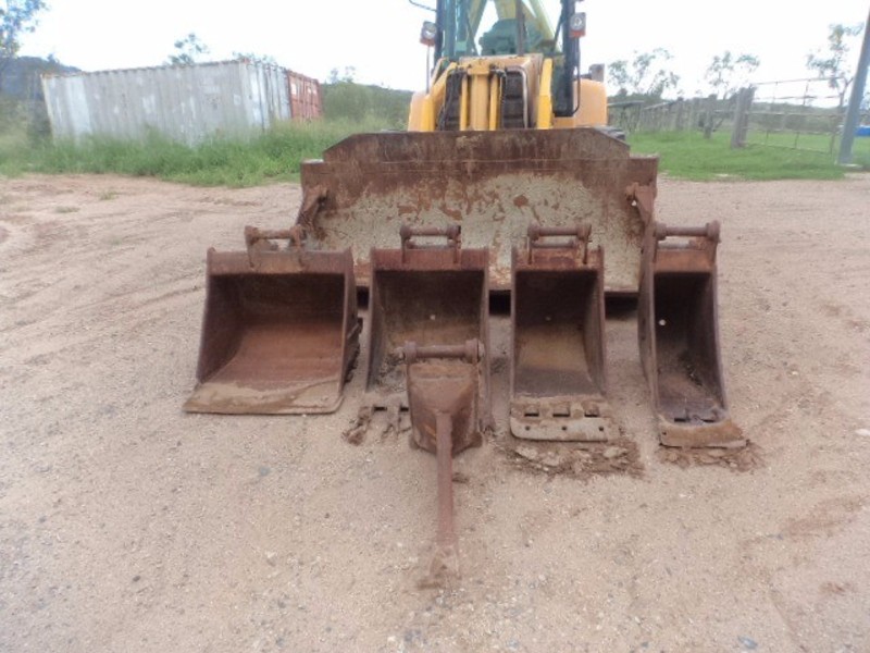 1985 MASSEY FERGUSON MF860 MF860 Loader