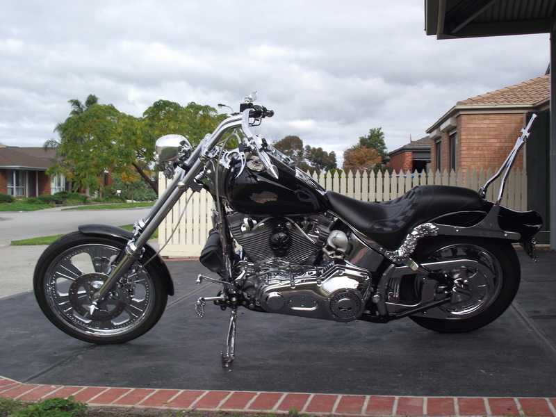 2004 HARLEY-DAVIDSON SOFTAIL FXST