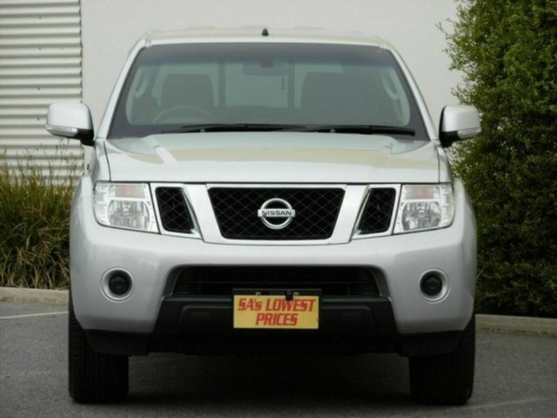 2012 NISSAN NAVARA ST (4x4) D40