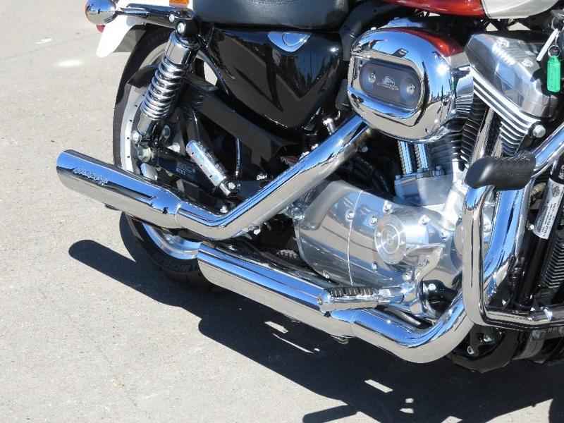 2011 HARLEY-DAVIDSON SUPERLOW 883 (XL883L)