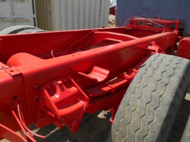 FORD F800 CREW F800 CREW Truck