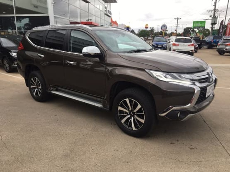 2016 MITSUBISHI PAJERO SPORT GLS QE