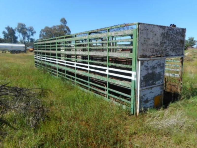 Custom Livestock Equip