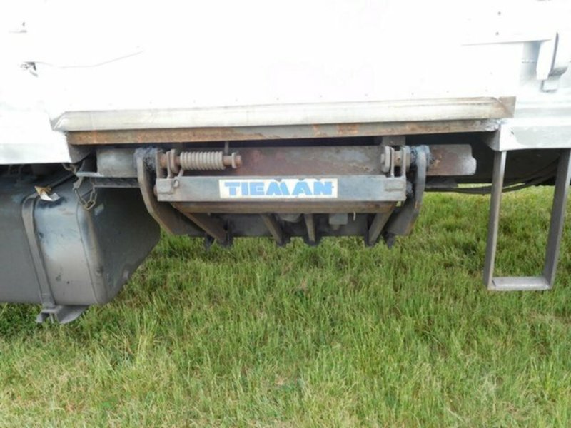 2001 ISUZU FSR700