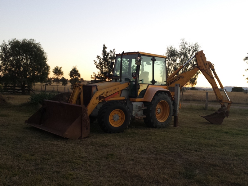 1998 FERMEC BACKHOE