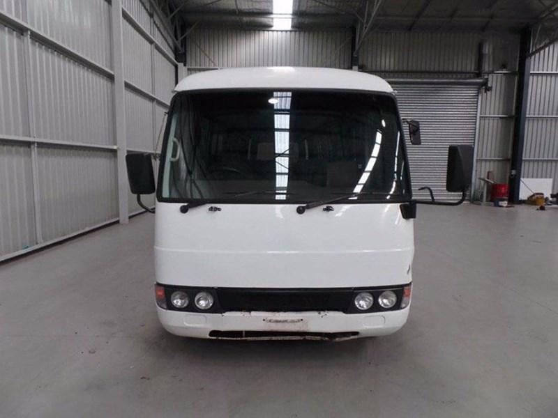 2002 MITSUBISHI ROSA BUS