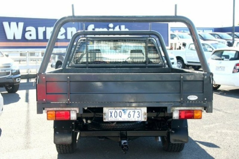 2010 NISSAN NAVARA ST-X (4x4) D40