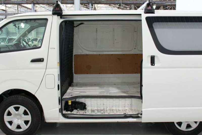 2009 TOYOTA HIACE LWB TRH201R MY07 UPGRADE