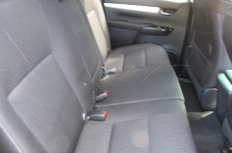 2016 TOYOTA HILUX SR5 (4x4) GUN126R