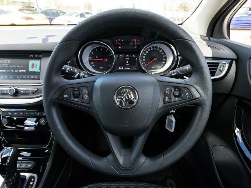 2017 HOLDEN ASTRA R BK