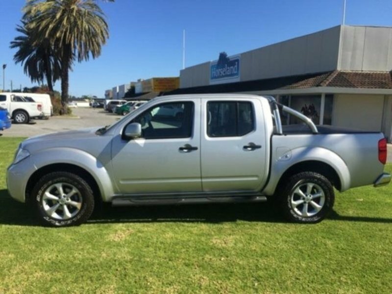 2012 NISSAN NAVARA ST (4x4) D40
