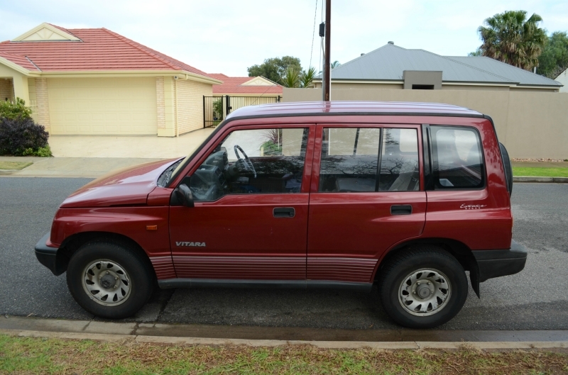 1994 SUZUKI VITARA JX (4x4)
