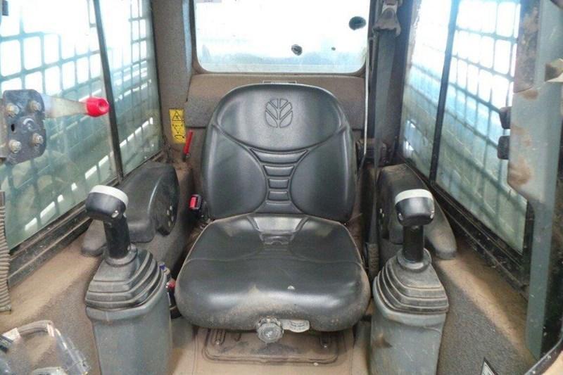 NEW HOLLAND C190