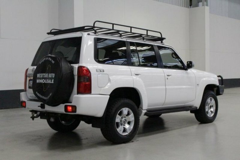 2006 NISSAN PATROL ST (4x4) GU IV
