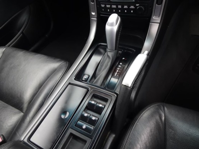 2004 HOLDEN ADVENTRA LX8 VY II