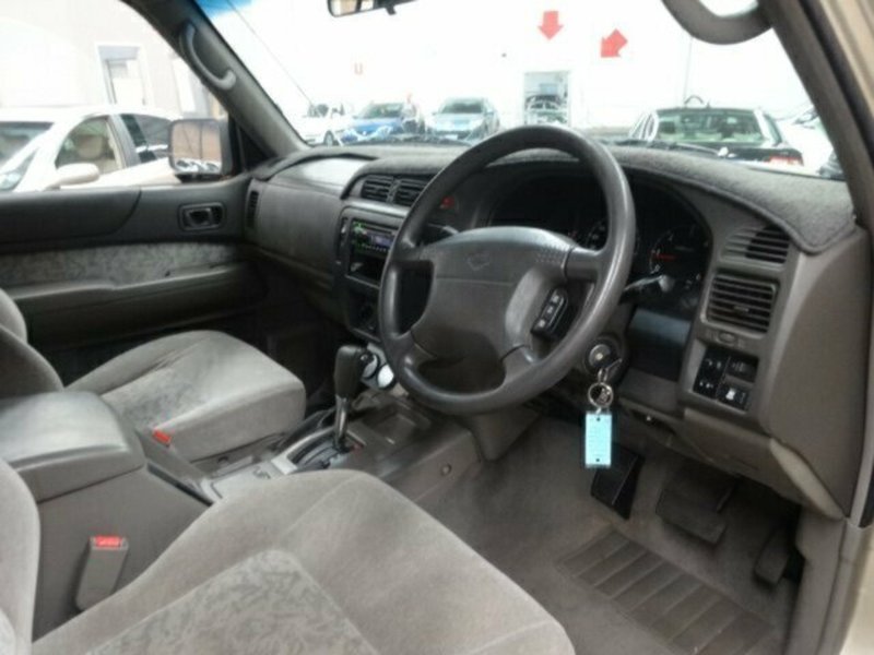 2001 NISSAN PATROL ST (4x4) GU II