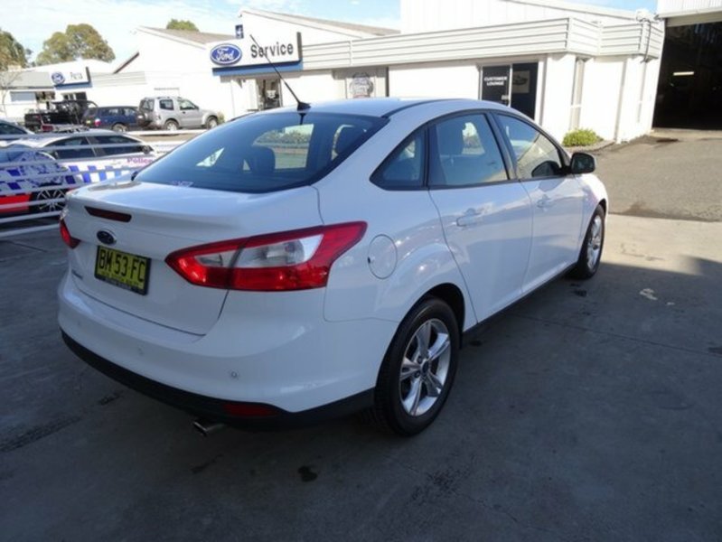 2011 FORD FOCUS TREND LW
