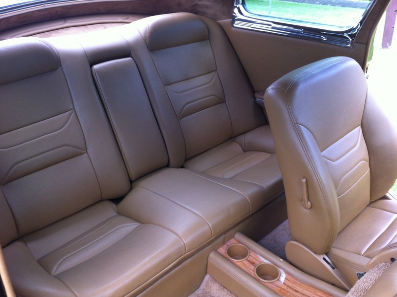 1946 PLYMOUTH DELUXE