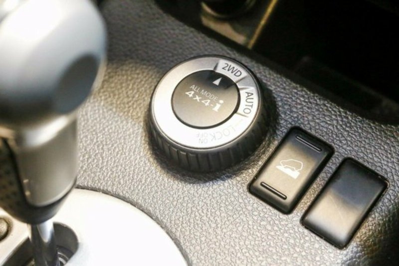 2010 NISSAN X-TRAIL ST T31 MY10