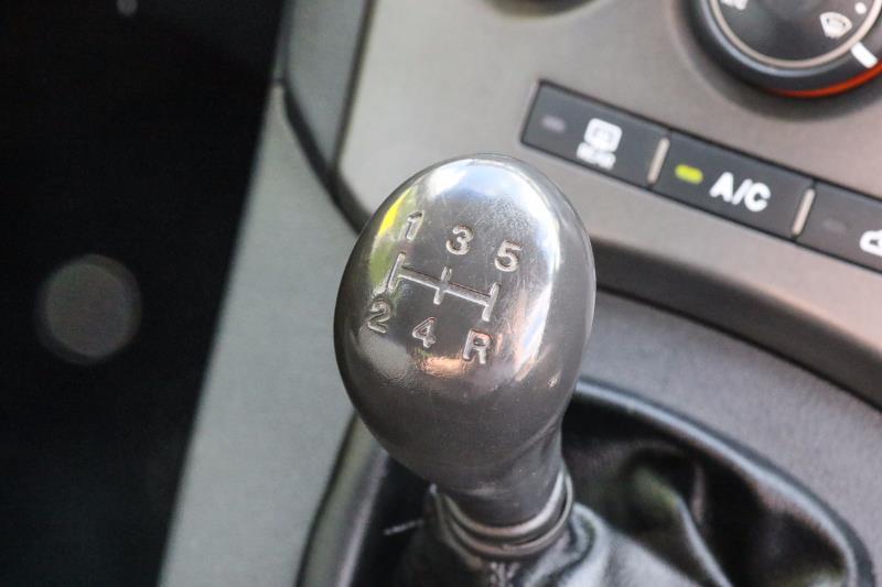 2008 KIA RONDO UN