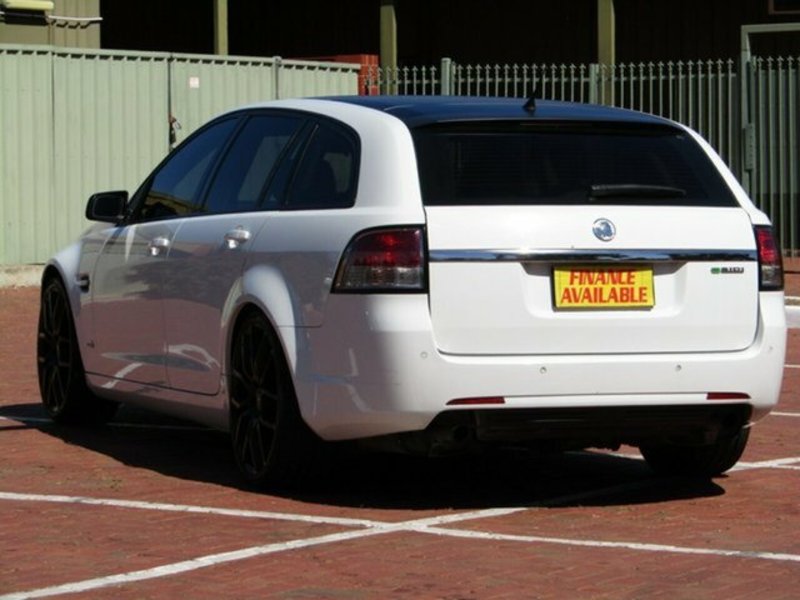 2011 HOLDEN COMMODORE OMEGA VE II MY12